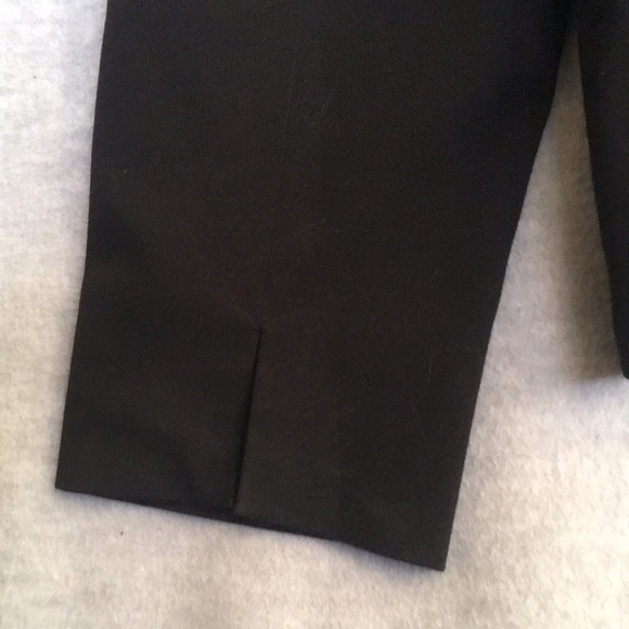 Jones & Co Stretch 2 Button Fully Lined Jacket w/Classic Lapels & Slight Peplum - Picture 12 of 16